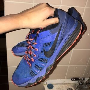 Nike mens shoes size 8